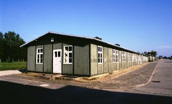 m_brothel.jpg - 14,52 K