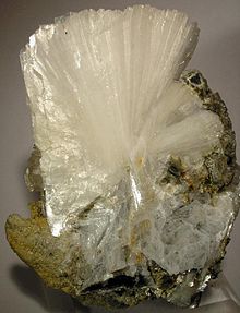 Bertrandite-38545.jpg